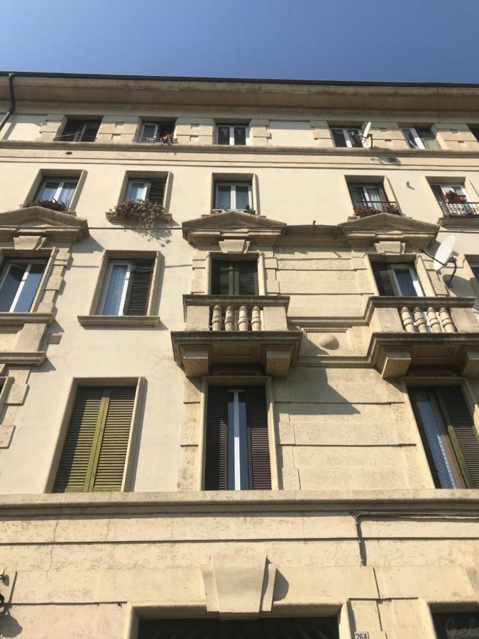 Апартаменты Stanza Privata Con Bagno A 15 Minuti Da Duomo Сесто-Сан-Джованни Экстерьер фото